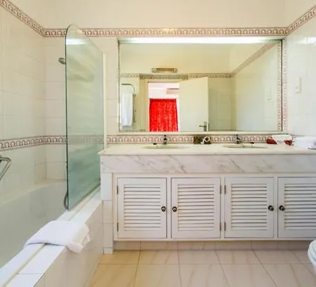 Sleeps 4 Air Con Wifi * Quinta do Lago